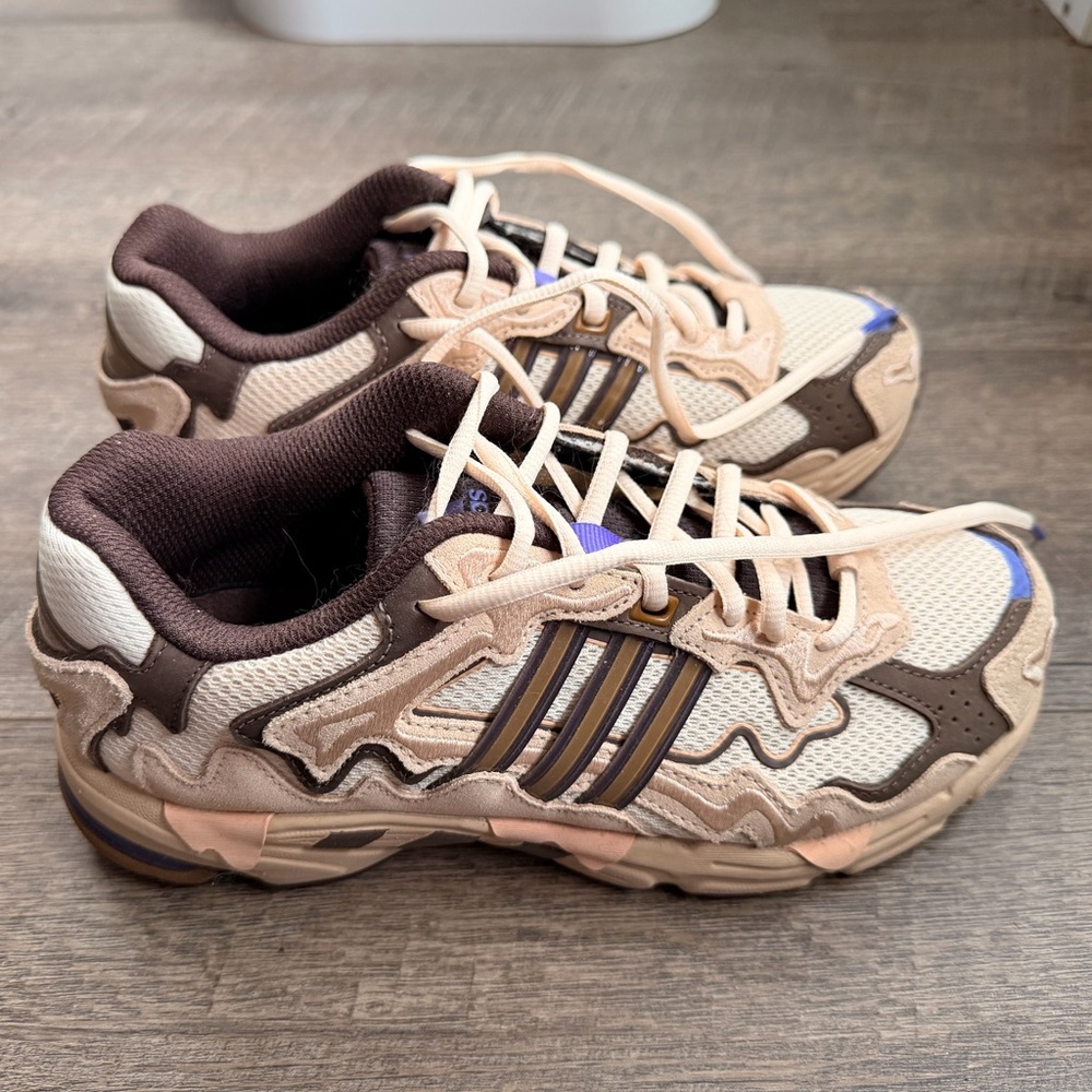 Bad Bunny x Adidas Response CL Paso Fino Shoes